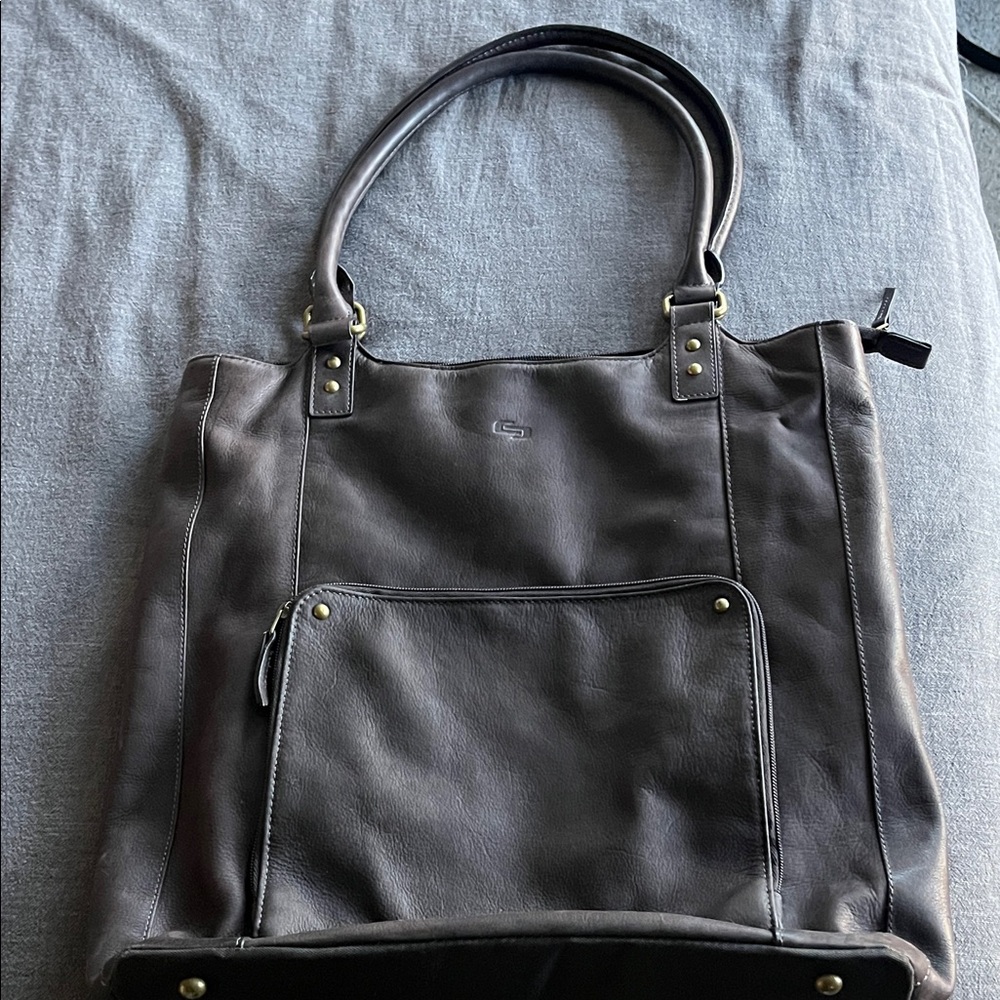 Solo Dark Brown Leather Tote/Laptop Travel Bag